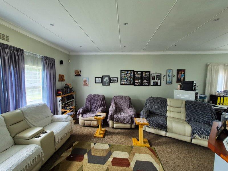 3 Bedroom Property for Sale in Cambridge Eastern Cape